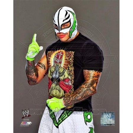 H2H Rey Mysterio 2012 Posed Sports Photo - 8 x 10 H2204393